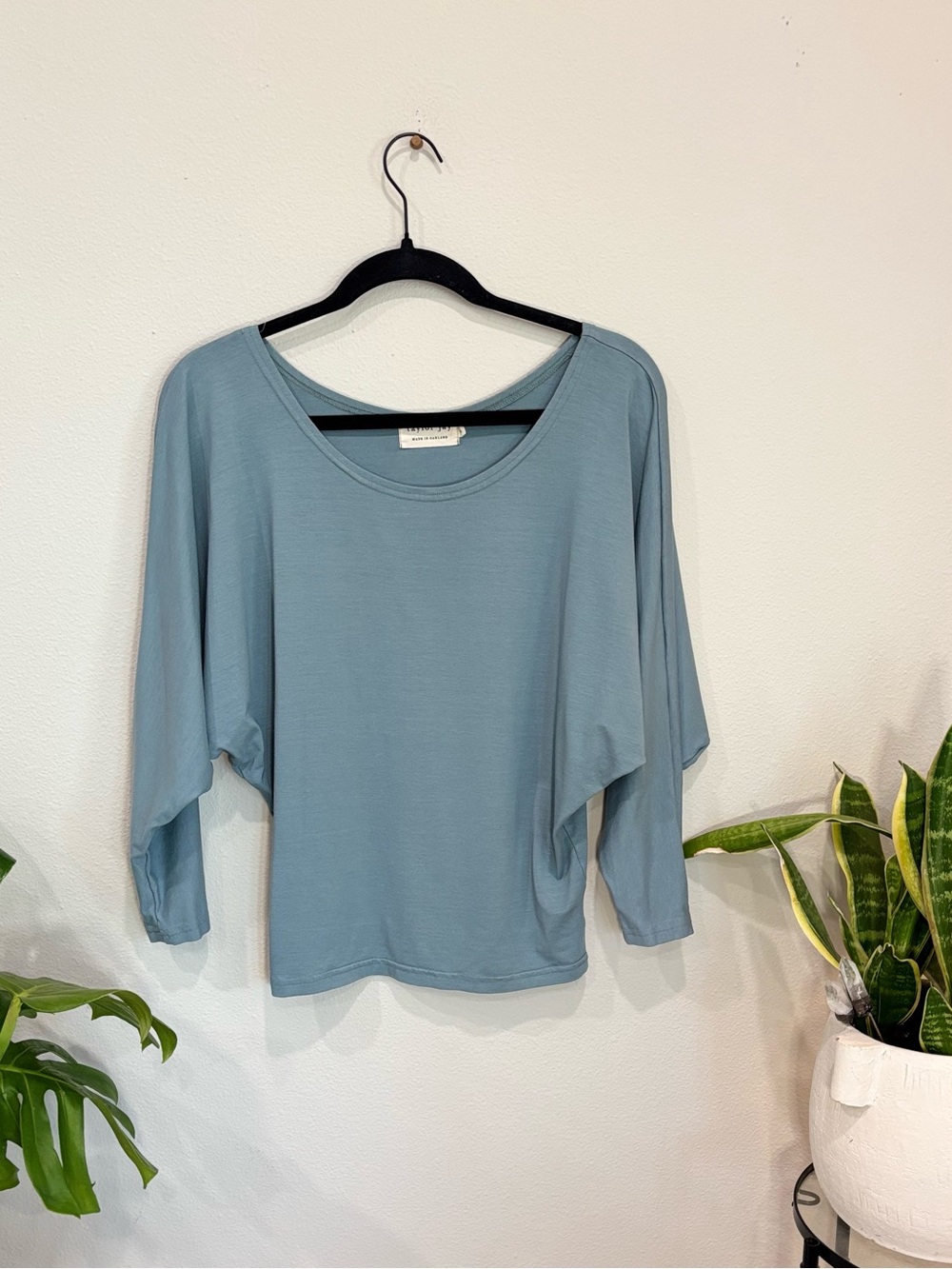 Taylor Jay | Light Blue Dolman Long Sleeve Top | Size Small